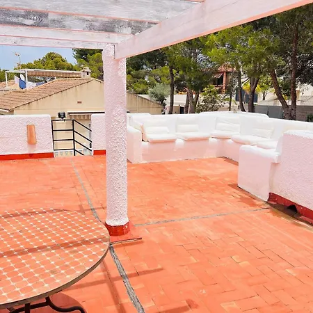 Private Pool 11 Sleeps טורבייחה
